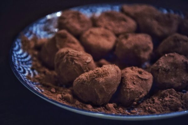 Ballotin de Truffes au Chocolat Noir – Image 2