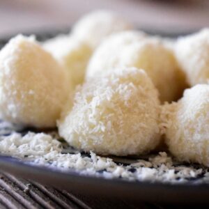 Sachet de Truffes à la Noix de Coco