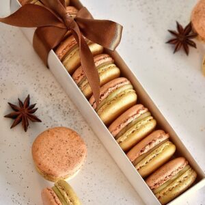 Coffret 9 Macarons - Edition Limitée des Fêtes de fin d'Année - DOUCEUR