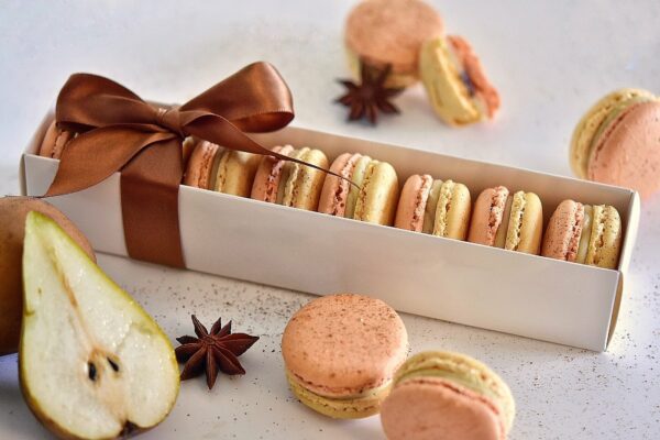 Coffret 9 Macarons - Edition Limitée des Fêtes de fin d'Année - DOUCEUR – Image 2
