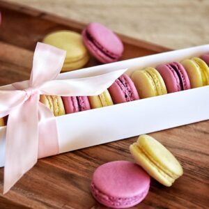 Coffret 10 Macarons - Edition Limitée des Fêtes de fin d'Année - DÉLICATESSE